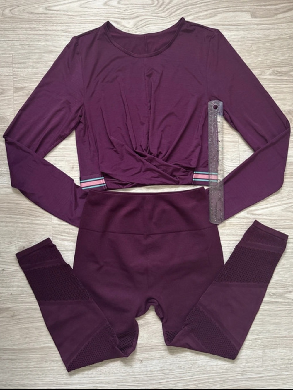Seamless Two-Piece Workout Set in Deep Plum